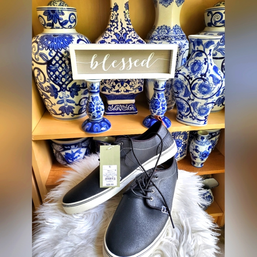 Elliot Sneakers